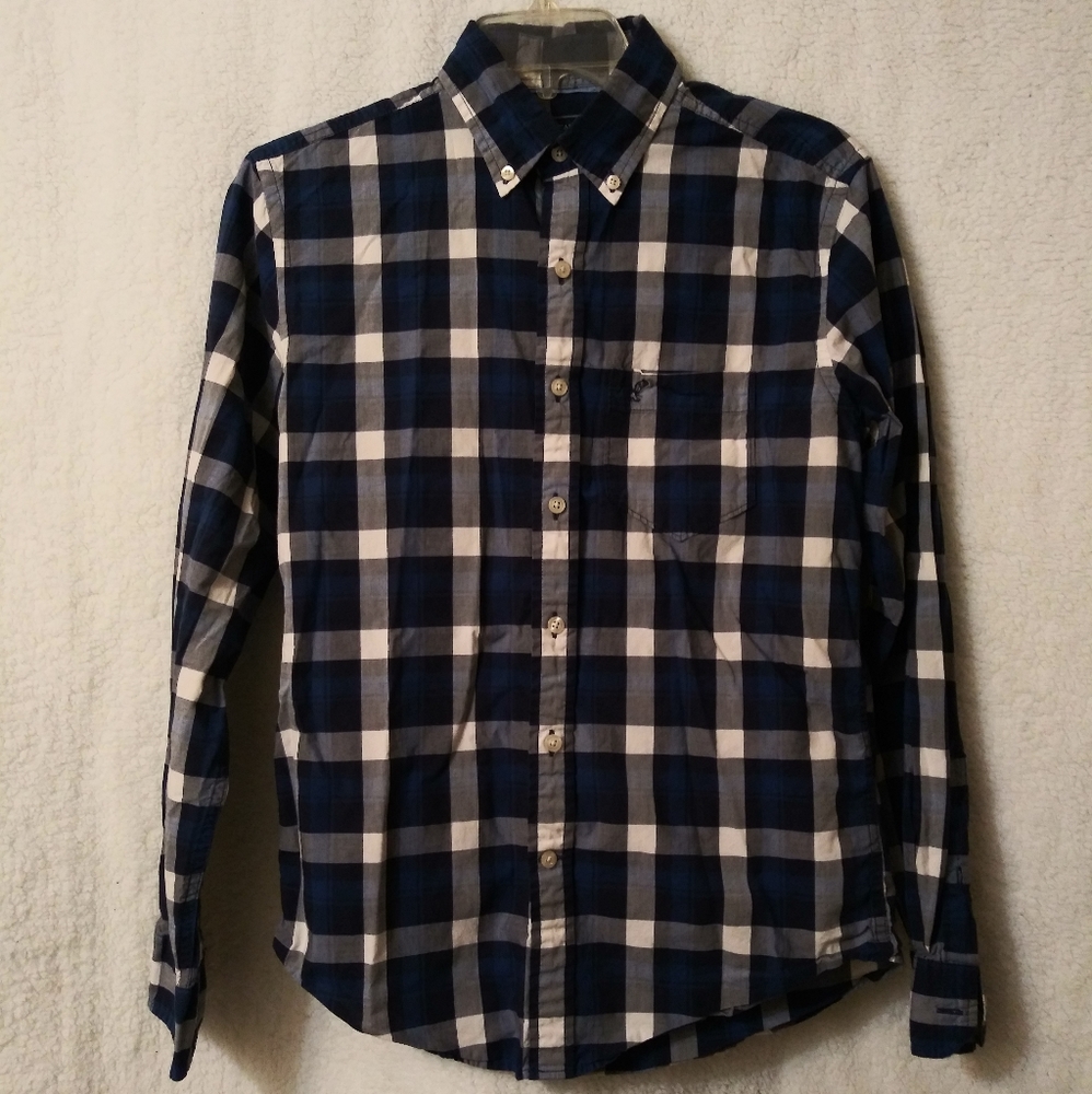 American Eagle Men's Blue + White Plaid Shirt